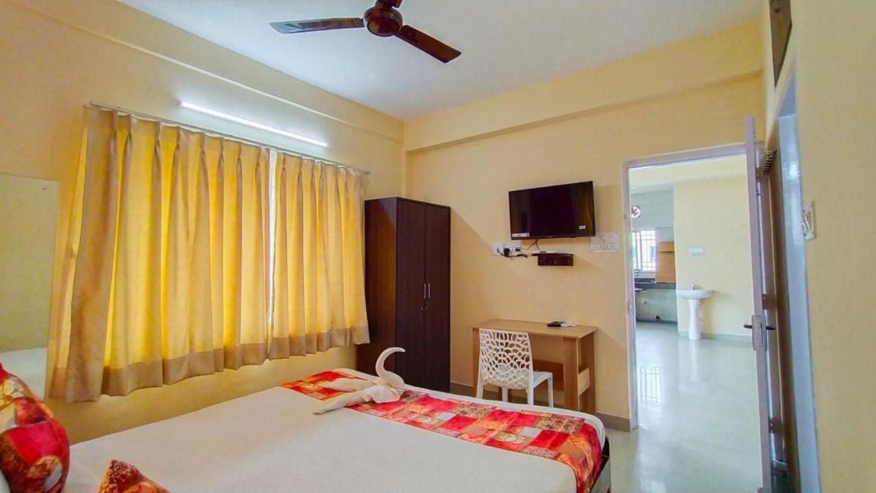 The Tavern Orchid Hotel Καλκούτα Εξωτερικό φωτογραφία